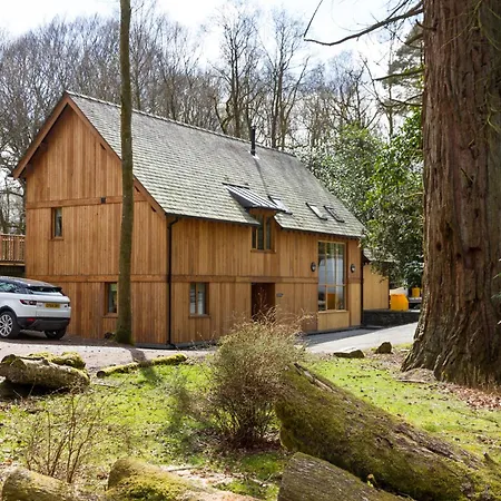 The Cedars, Pullwood Bay Holiday home